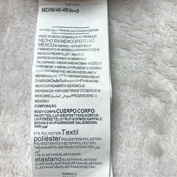 NWOT Under Armour Women's Heat Gear Armour Mid Rise Grey Shorty Short MD - Picture 7 of 10